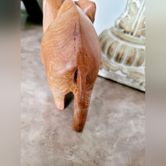 Wood Elephant Hand Carved Teak Figure Decoration Made in Kenya 6"× 3.5" - Picture 5 of 12